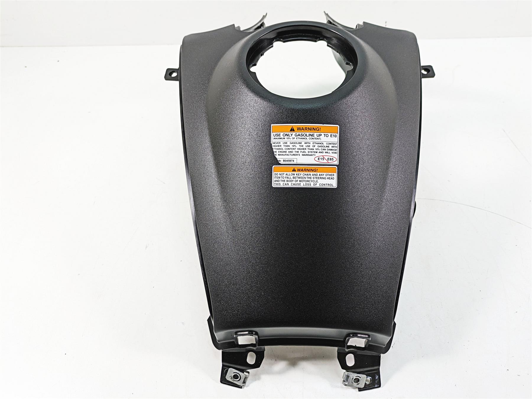2020 Moto Guzzi V85 TT Adventure Center Upper Tank Cover Fairing Cowl 2B005462 {{ shop.shopifyCountryName }} - Mototech271