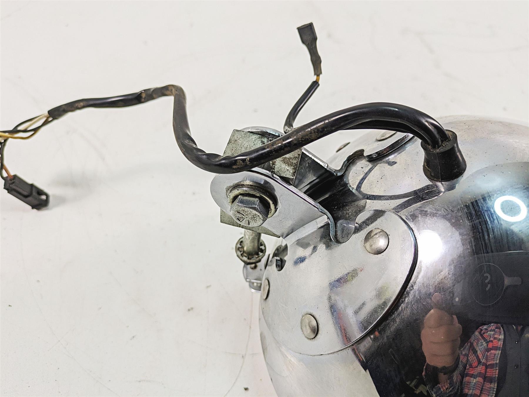 2013 Harley Softail FLSTC Heritage Classic 7" Headlight Lamp & Mount 69748-05B {{ shop.shopifyCountryName }} - Mototech271
