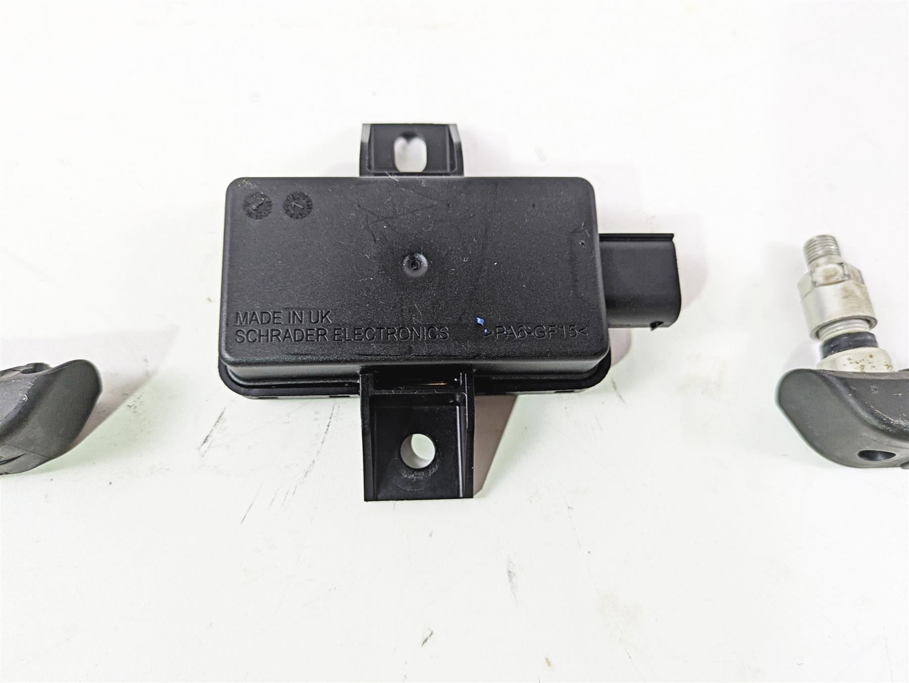 2015 BMW R1200 GS Adv K51 Rdc Sensor & Tire Sensors 36318532731 65758546222 {{ shop.shopifyCountryName }} - Mototech271