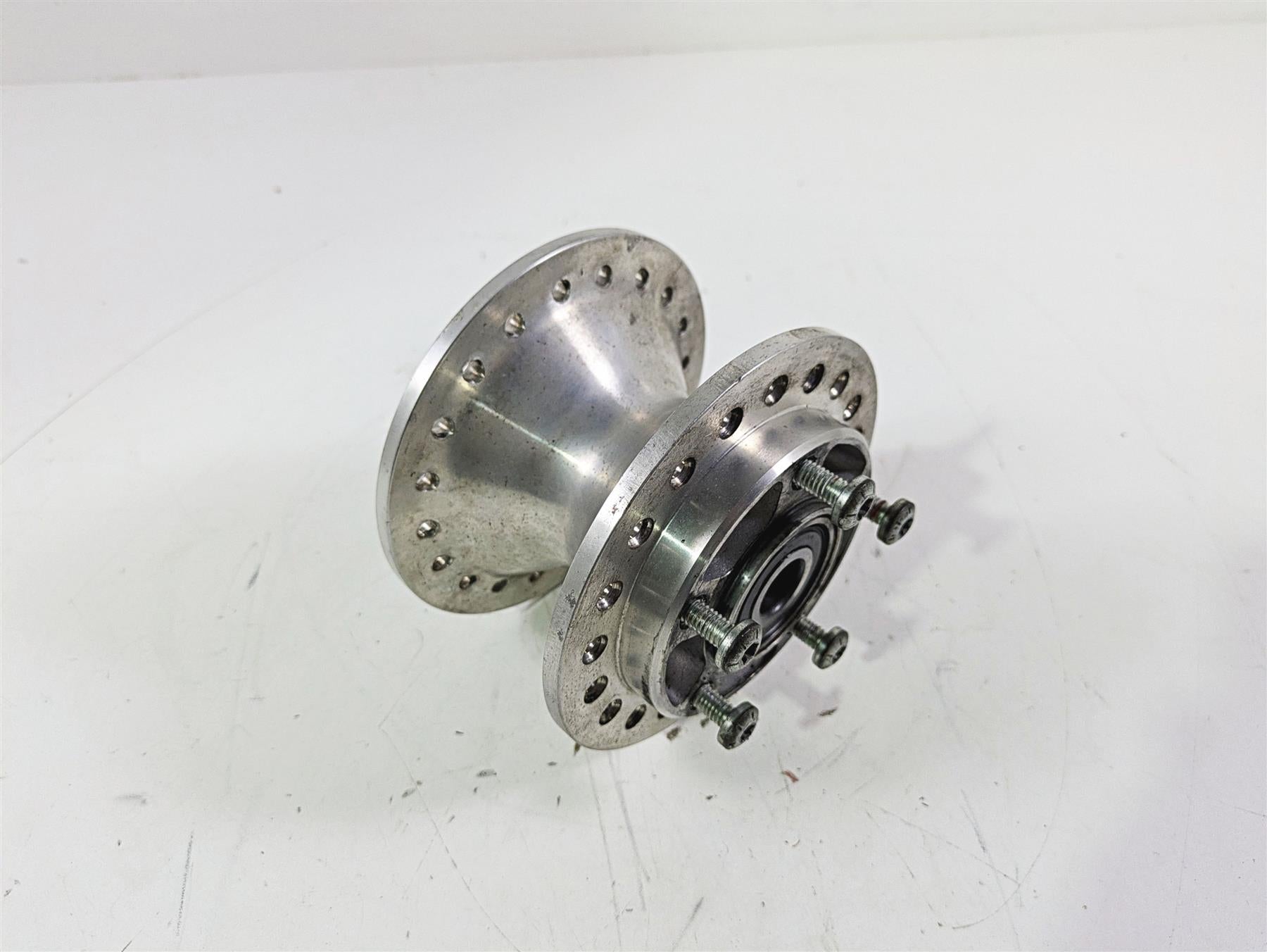 2002 Harley Dyna FXDL Low Rider Front Wheel Spoke Rim Hub 3/4" Axle 43627-00A {{ shop.shopifyCountryName }} - Mototech271