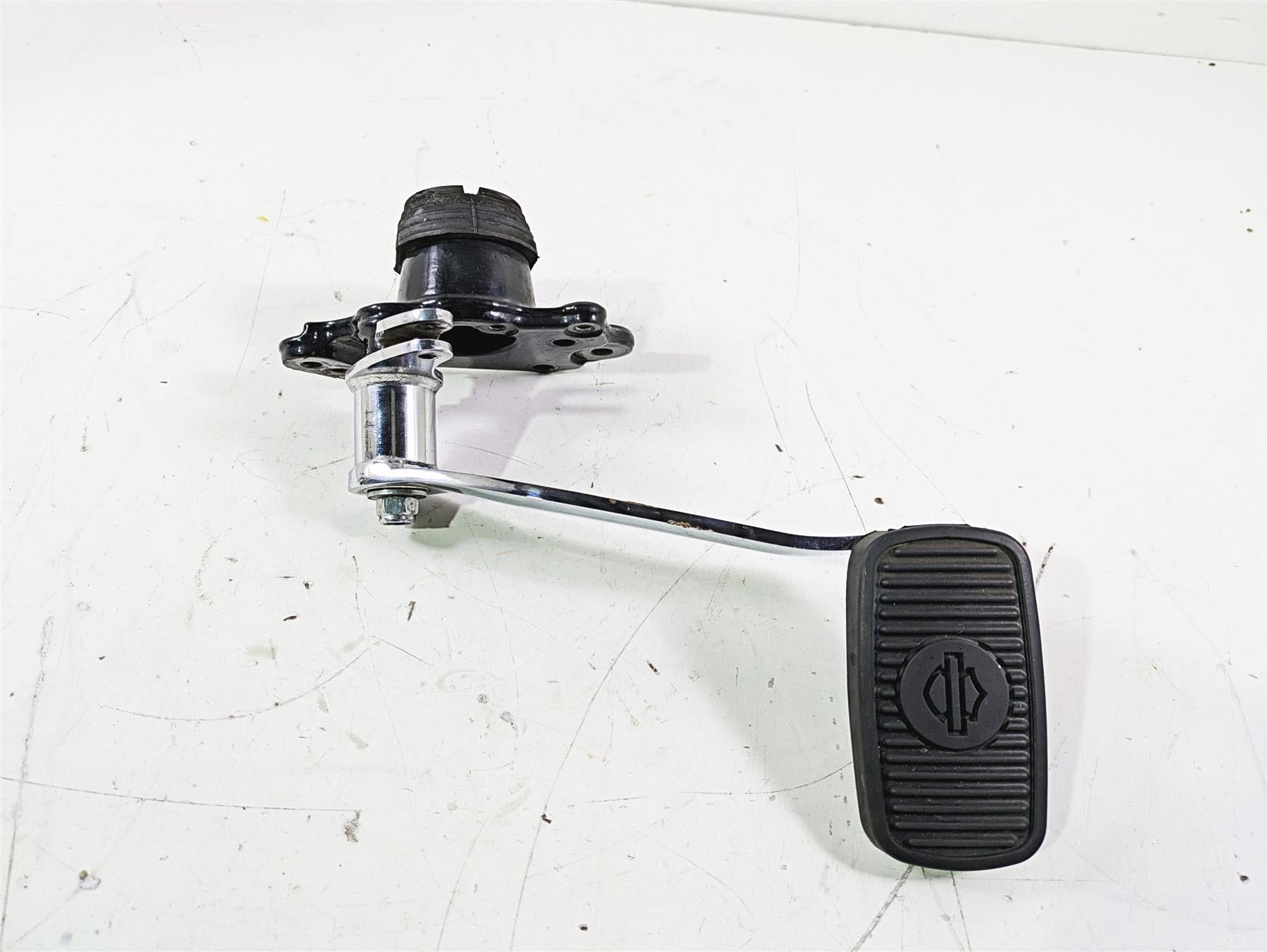 2015 Harley Touring FLHTKL E -Glide Low Right Brake Lever Pedal Set 50600067 {{ shop.shopifyCountryName }} - Mototech271