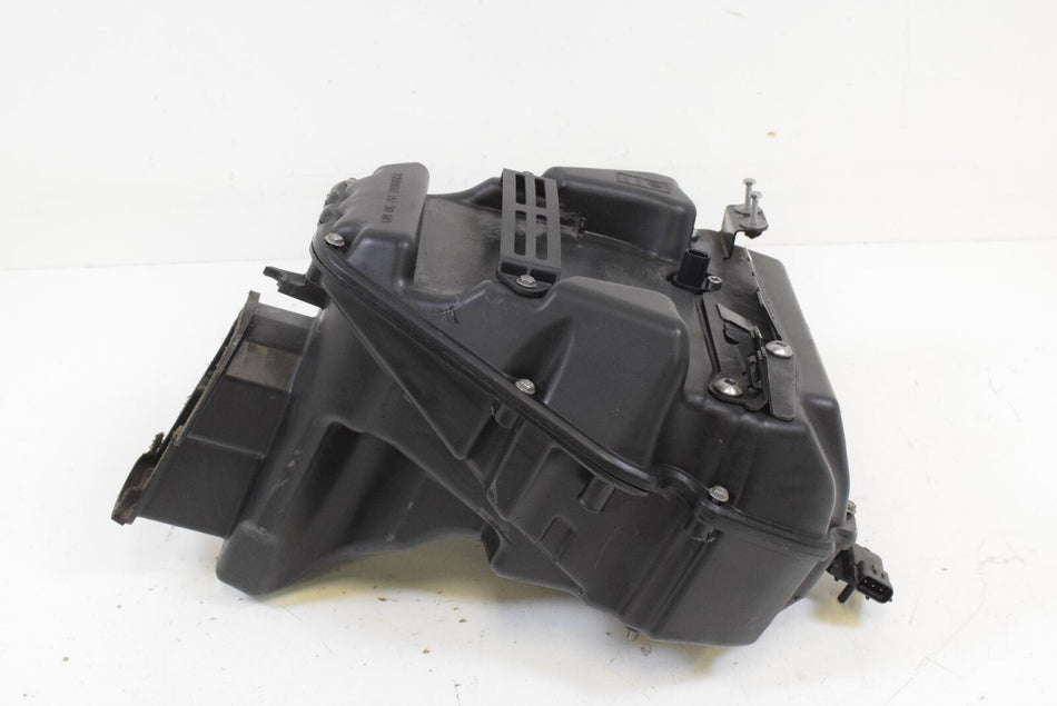 2012 Triumph Street Triple 675 R Air Cleaner Breather Filter Box T2200492 {{ shop.shopifyCountryName }} - Mototech271