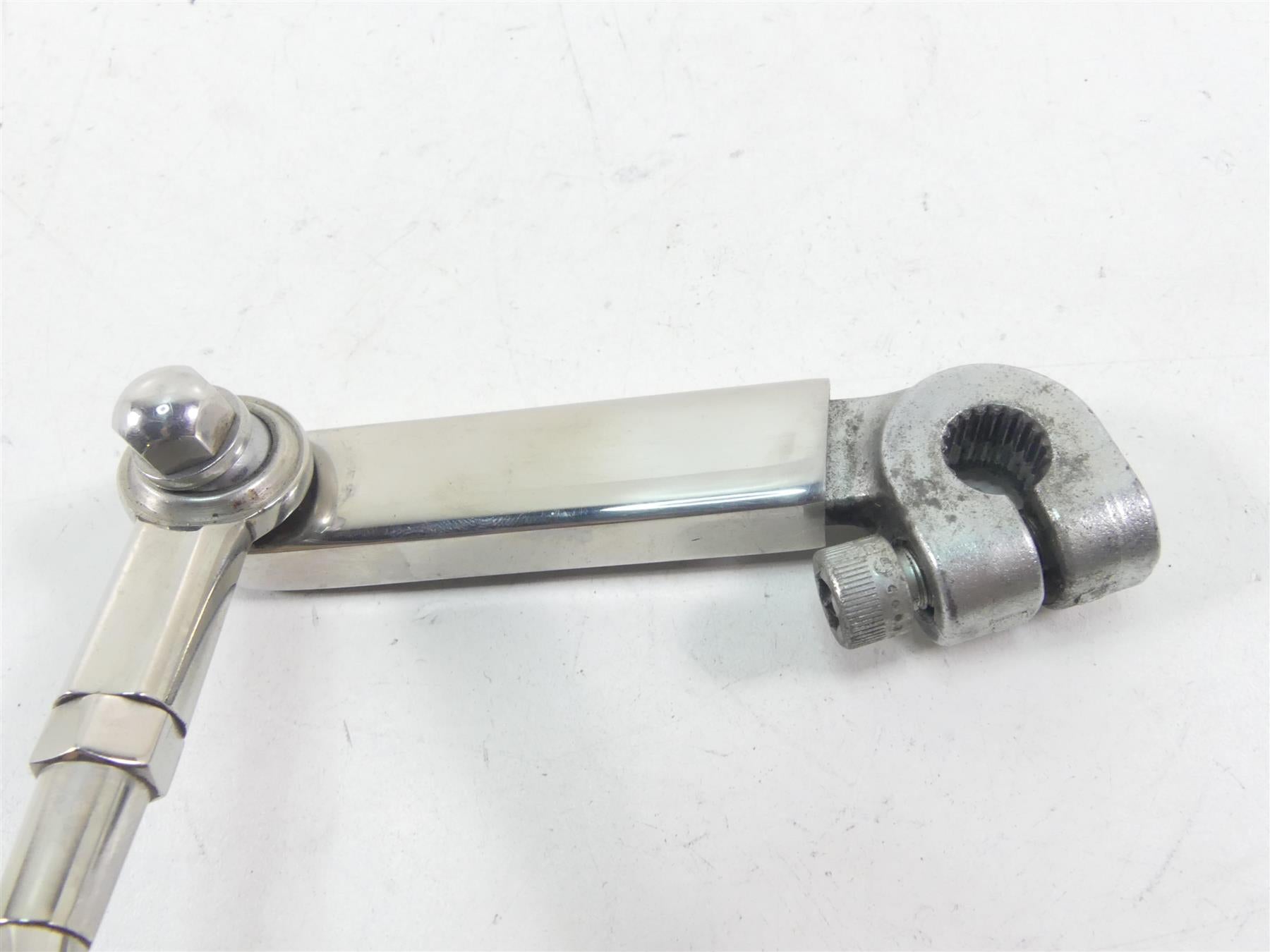 2004 Harley FXDWGI Dyna Wide Glide Forward Control Shift Rod Chrome {{ shop.shopifyCountryName }} - Mototech271