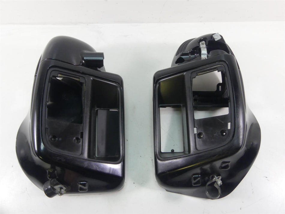 2014 Harley Touring FLHTK Electra Glide Lower Leg Fairing Cover Set 57100112 {{ shop.shopifyCountryName }} - Mototech271