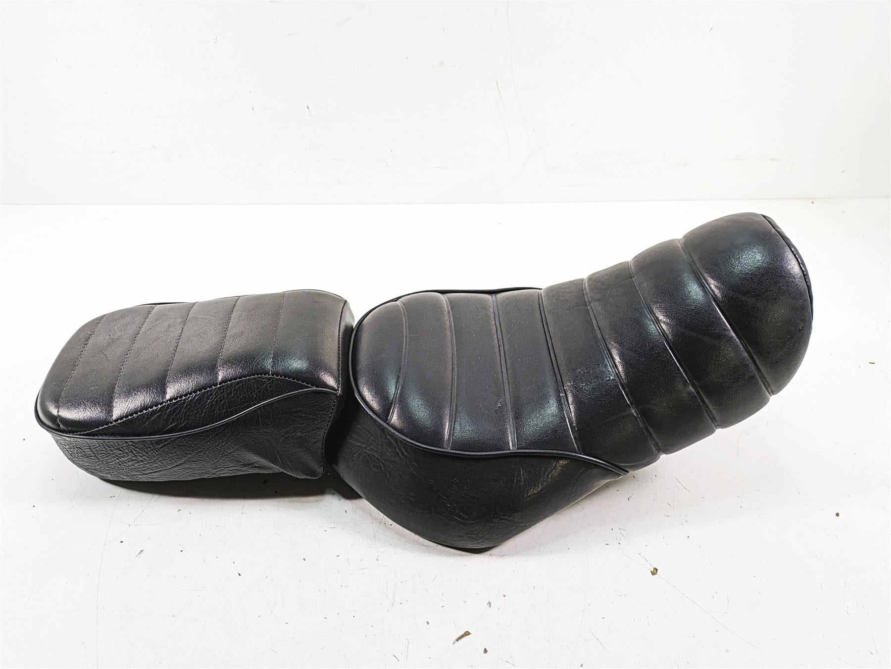 2019 Harley XL883N Sportster Iron Seat Saddle 52000189 {{ shop.shopifyCountryName }} - Mototech271