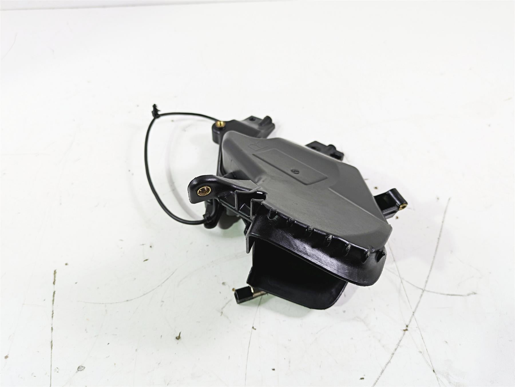 2016 Harley Touring FLTRX Road Glide Right Media Compartment READ 76000492 {{ shop.shopifyCountryName }} - Mototech271