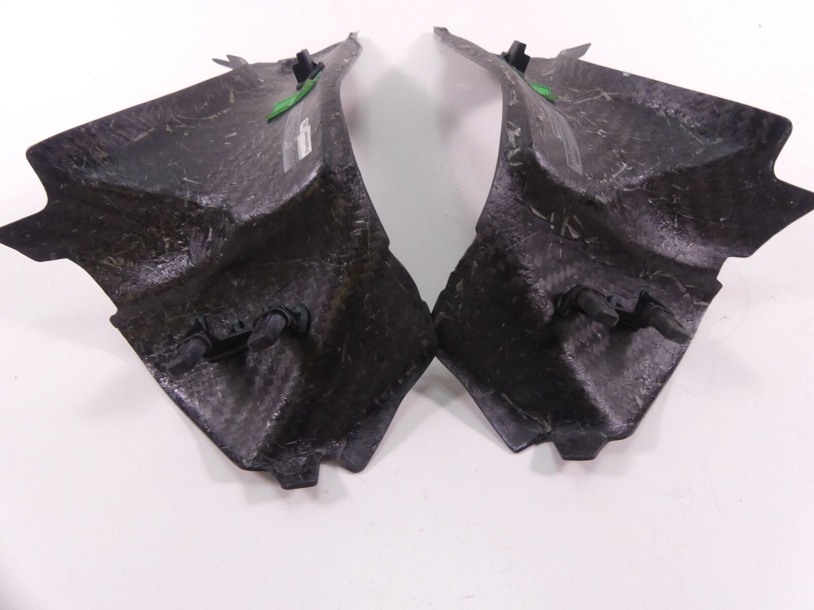 2017 Triumph Daytona 675R Front Carbon Fiber Inner Side Panel Fairings T2309398 {{ shop.shopifyCountryName }} - Mototech271