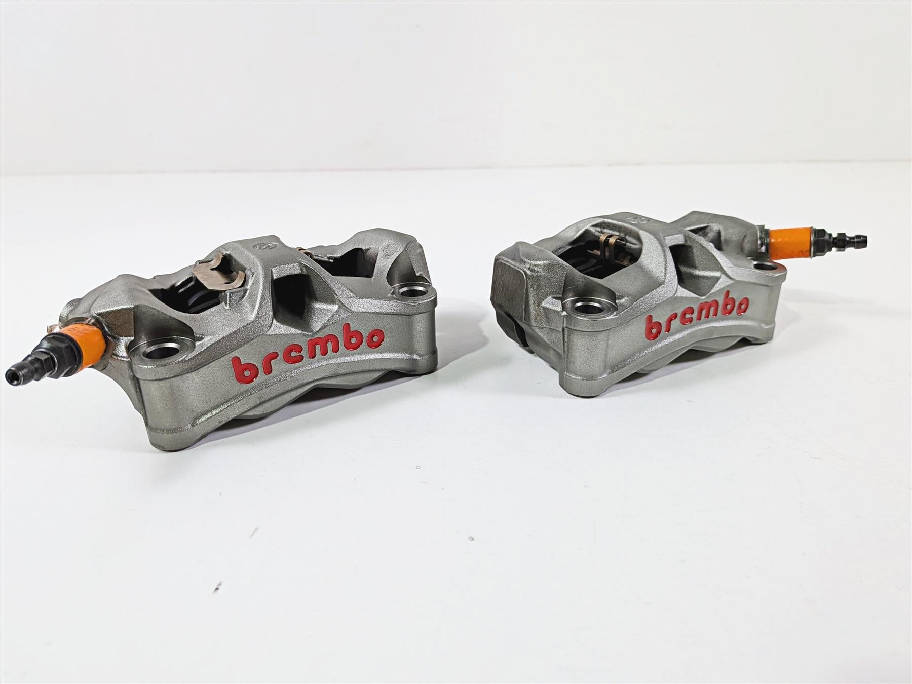 2022 Triumph Tiger 900 GT Pro Front Brembo M4 Brake Caliper Set 100mm T2028670 {{ shop.shopifyCountryName }} - Mototech271