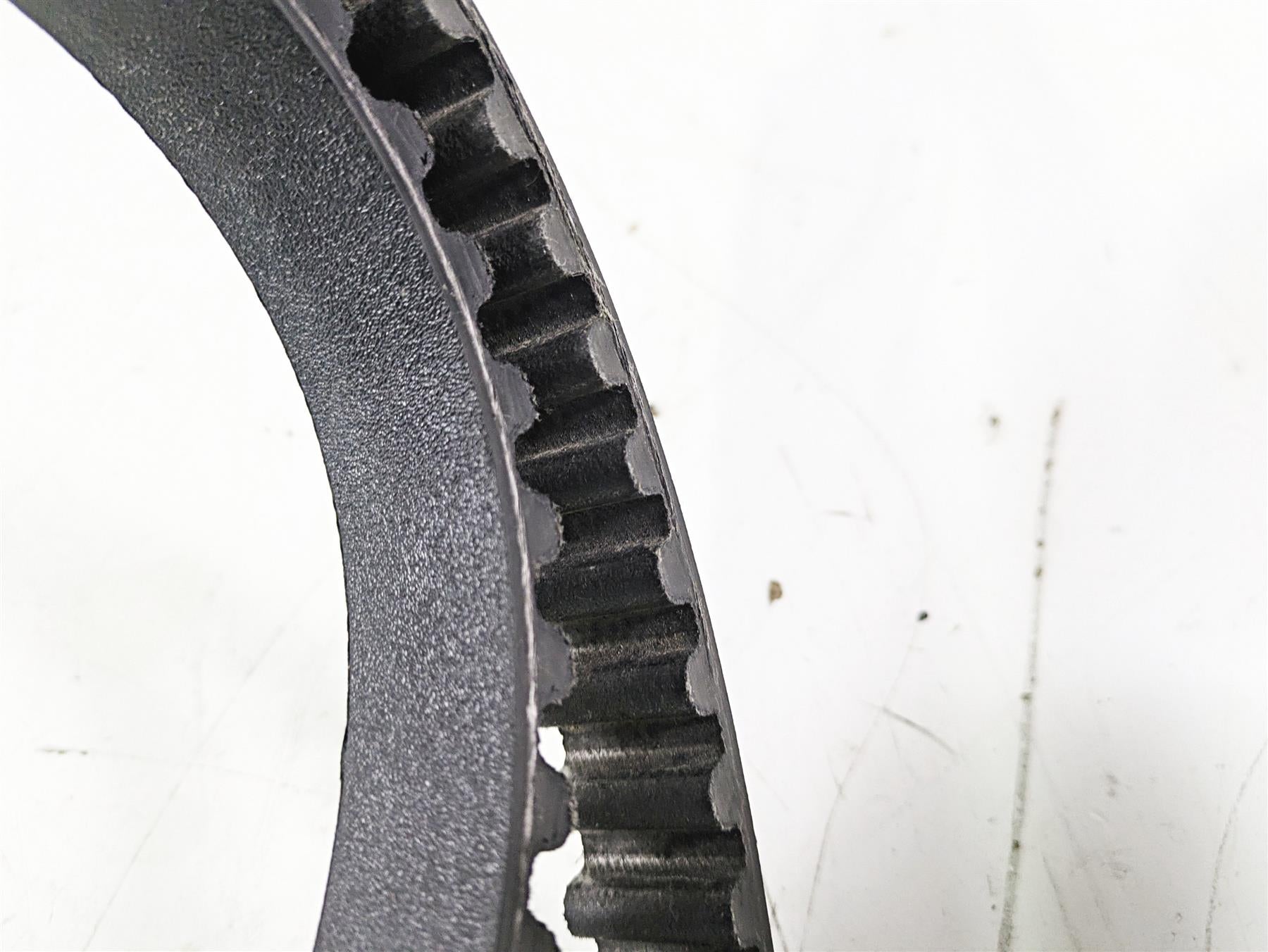 2007 Harley Touring FLHTCU SE CVO E-Glide Rear Drive Belt 136T 1" BDL SPC-136-1 {{ shop.shopifyCountryName }} - Mototech271