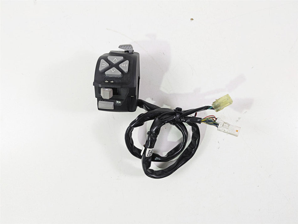 2018 KTM 1290 Super Duke R Left Hand Turn Signal Control Switch 61411170100 {{ shop.shopifyCountryName }} - Mototech271