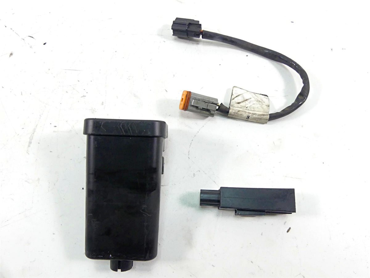2007 Harley Touring FLHRC Road King Tssm Turn Signal Security Module 68924-07 {{ shop.shopifyCountryName }} - Mototech271
