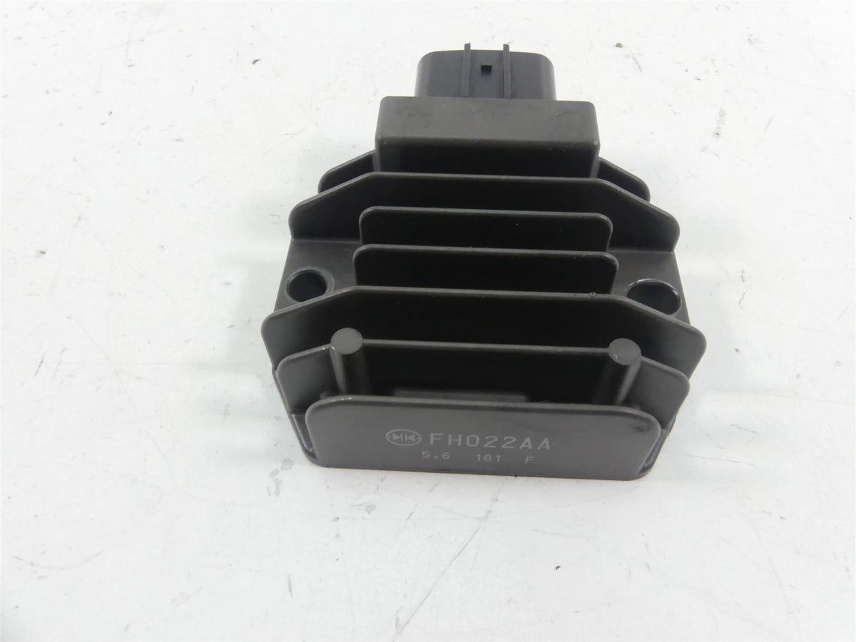 2016 KTM 1290 Superduke R Rectifier Voltage Regulator 60311034000 FH022AA {{ shop.shopifyCountryName }} - Mototech271