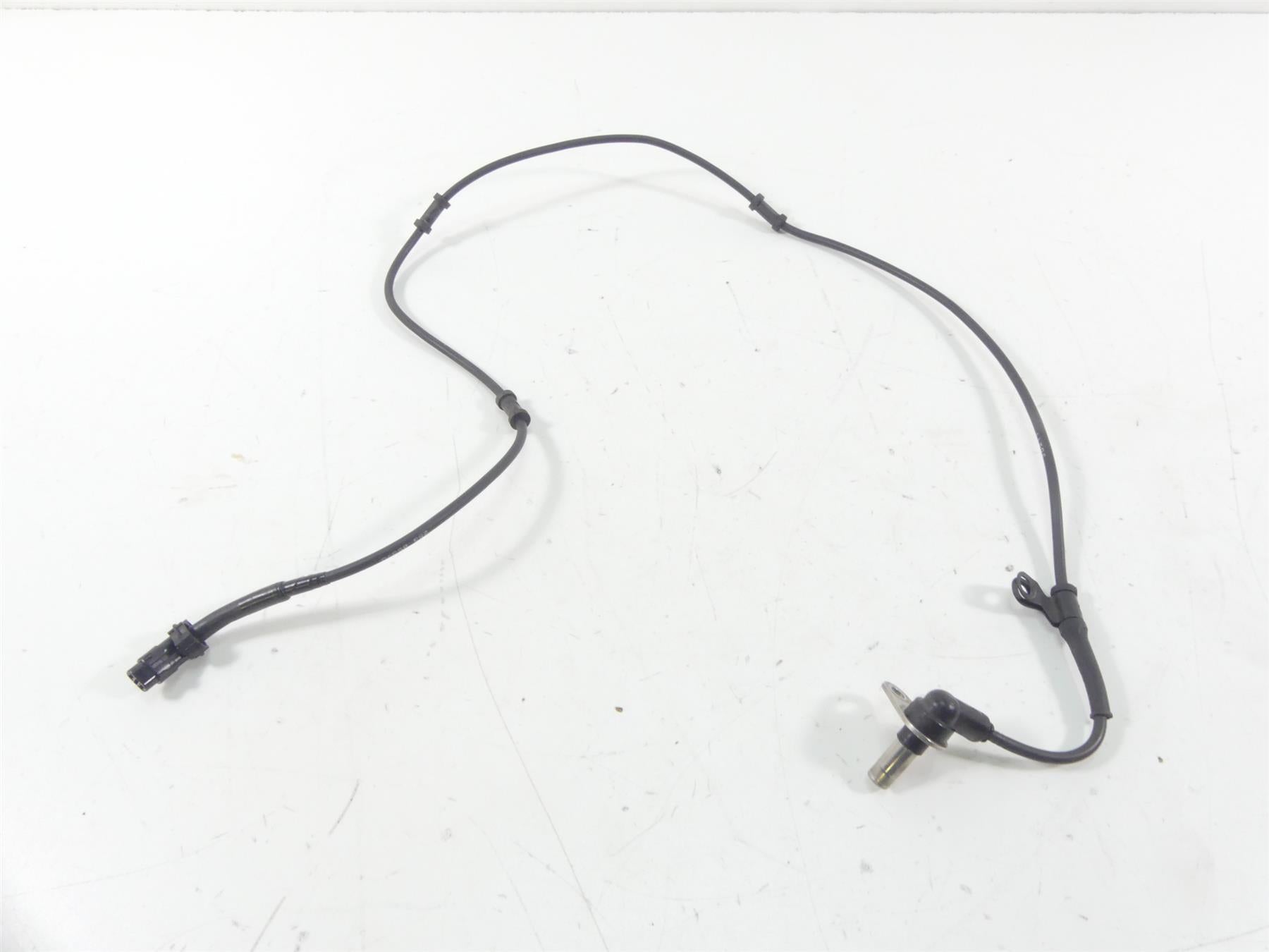 2013 Yamaha VMX17 V-Max 1700 Front Abs Brake Wheel Speed Sensor 2S3-85970-00-00 {{ shop.shopifyCountryName }} - Mototech271