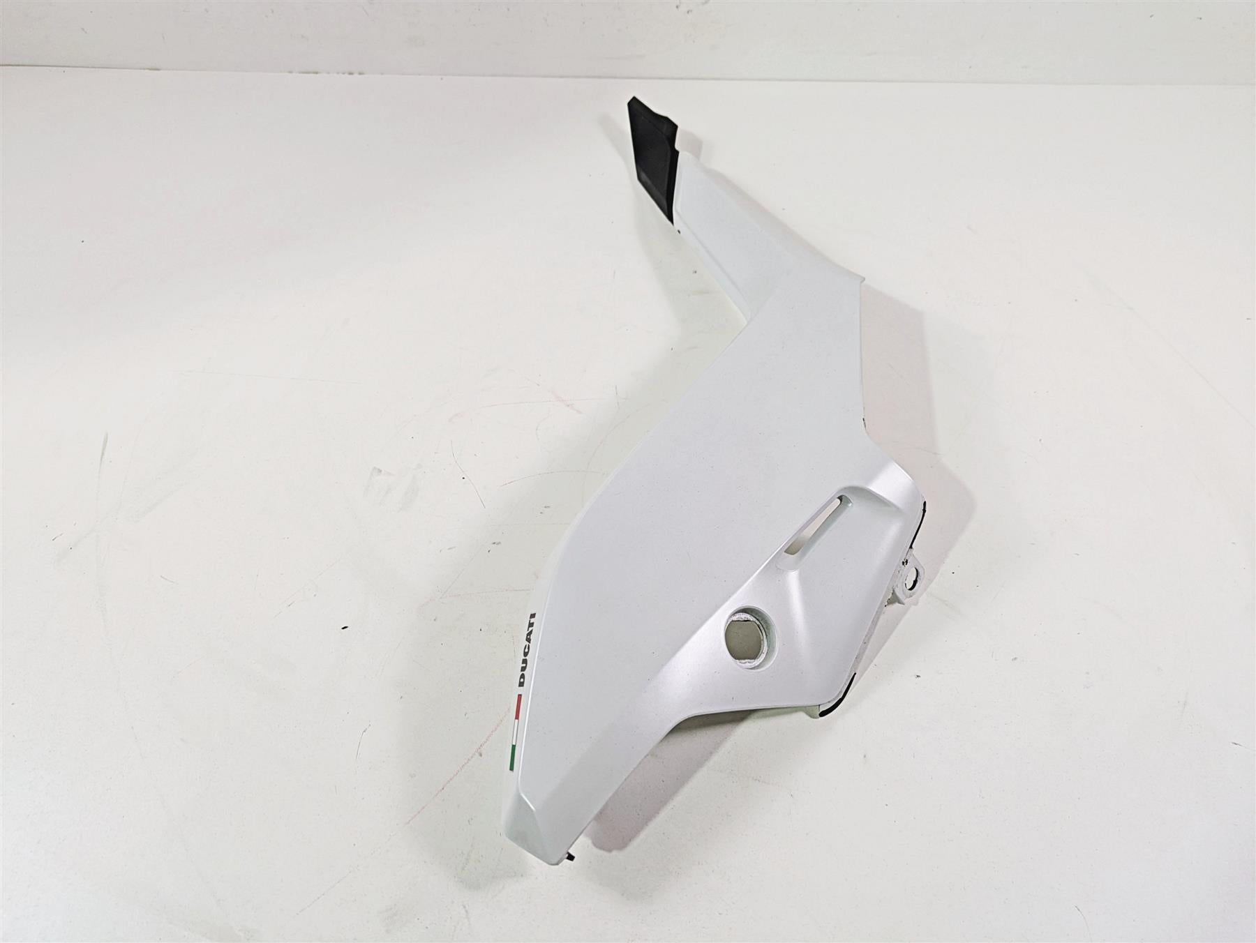 2019 Ducati Supersport 939 S Rear Right Tail Side Cover Fairing READ 48216782A {{ shop.shopifyCountryName }} - Mototech271