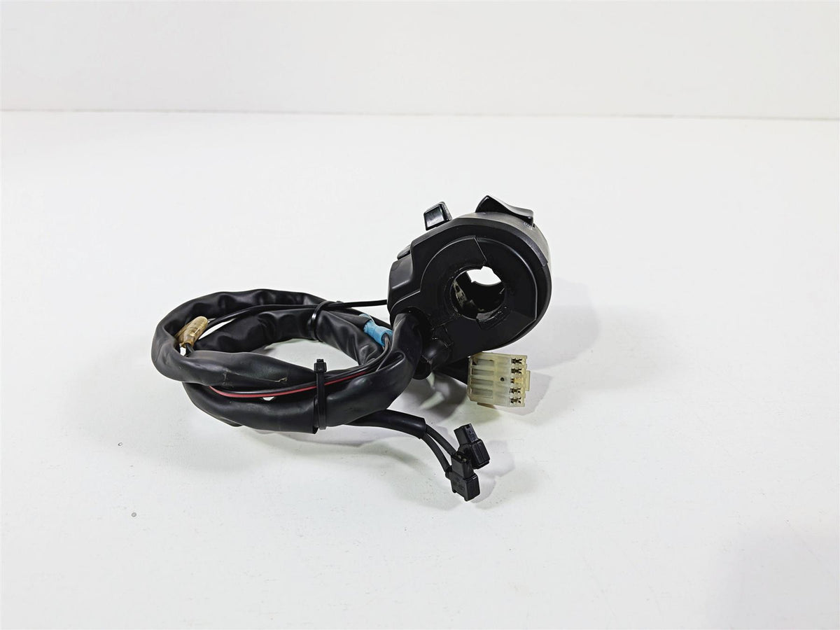 2008 Yamaha YZF R1 RN19 Left Hand Control Switch Light Blinker 4C8-83973-00-00 {{ shop.shopifyCountryName }} - Mototech271
