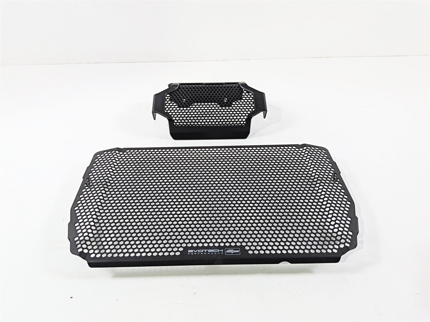 2016 Ducati Hypermotard 939 SP Evotech Radiator Grille Cover PRN010929-Mototech271