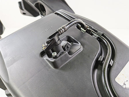 2011 Ducati Streetfighter 1098 S Air Box Breather & Injectors & Ducs 44211393B {{ shop.shopifyCountryName }} - Mototech271