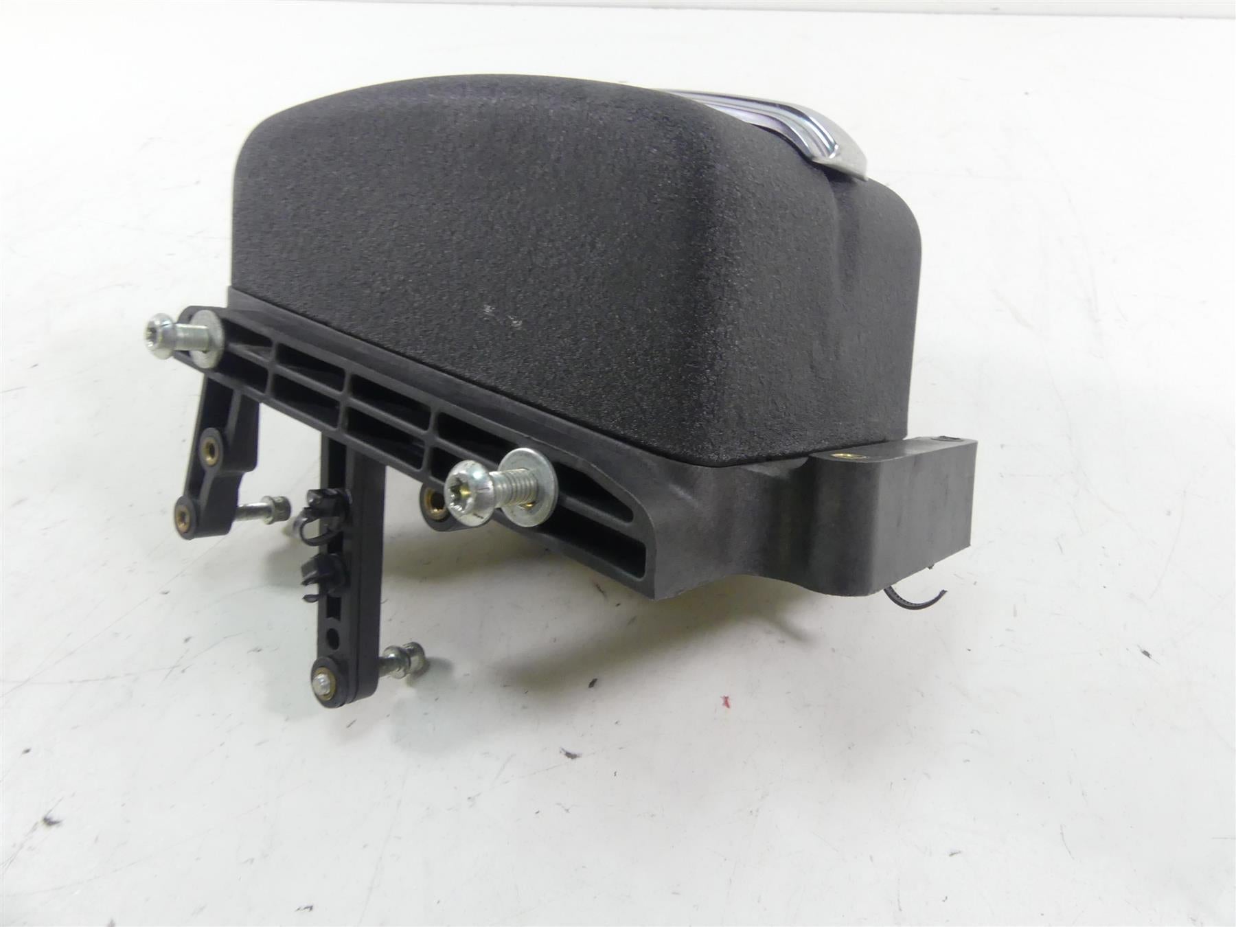 2009 Harley FXDF Dyna Fat Bob Electric Tray & Wrinkle Black Cover 70367-04 {{ shop.shopifyCountryName }} - Mototech271