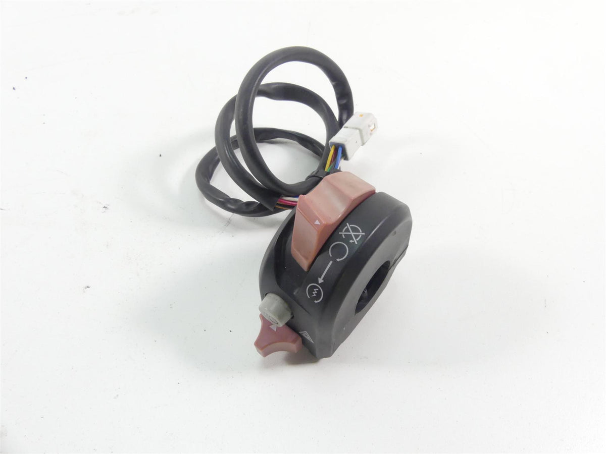 2017 Ducati 939 S Supersport Right Hand Start Stop Control Switch 65010241C {{ shop.shopifyCountryName }} - Mototech271