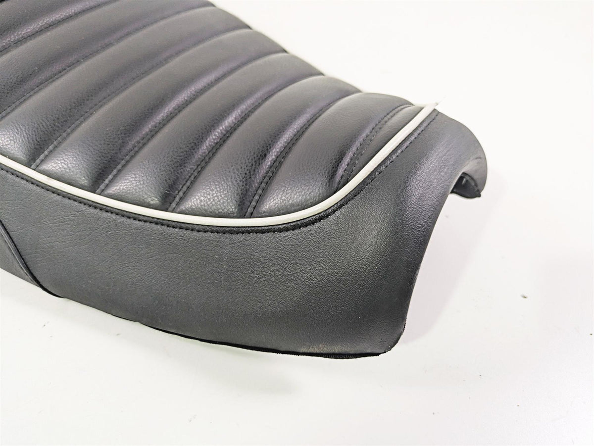 2013 Triumph Bonneville Rider Driver Duo Seat Saddle - No Tears T2302334 {{ shop.shopifyCountryName }} - Mototech271