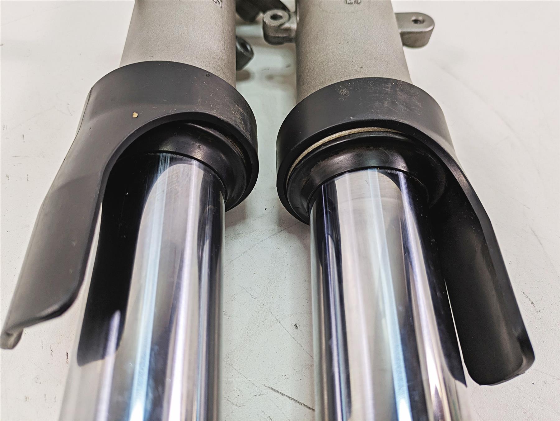 2002 Yamaha FZ1 FZS1000 Fazer Straight Front Fork Leg Damper Set 5LV-23103-00-00 {{ shop.shopifyCountryName }} - Mototech271