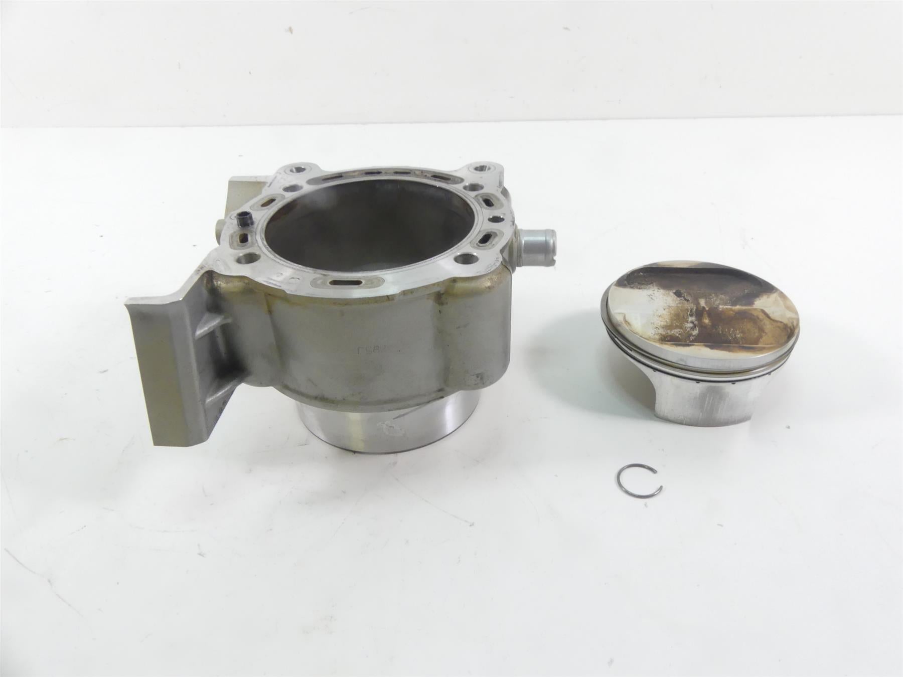 2008 Ducati 1098 S Rear Vertical Cylinder Jug And Piston 12021513A | Mototech271