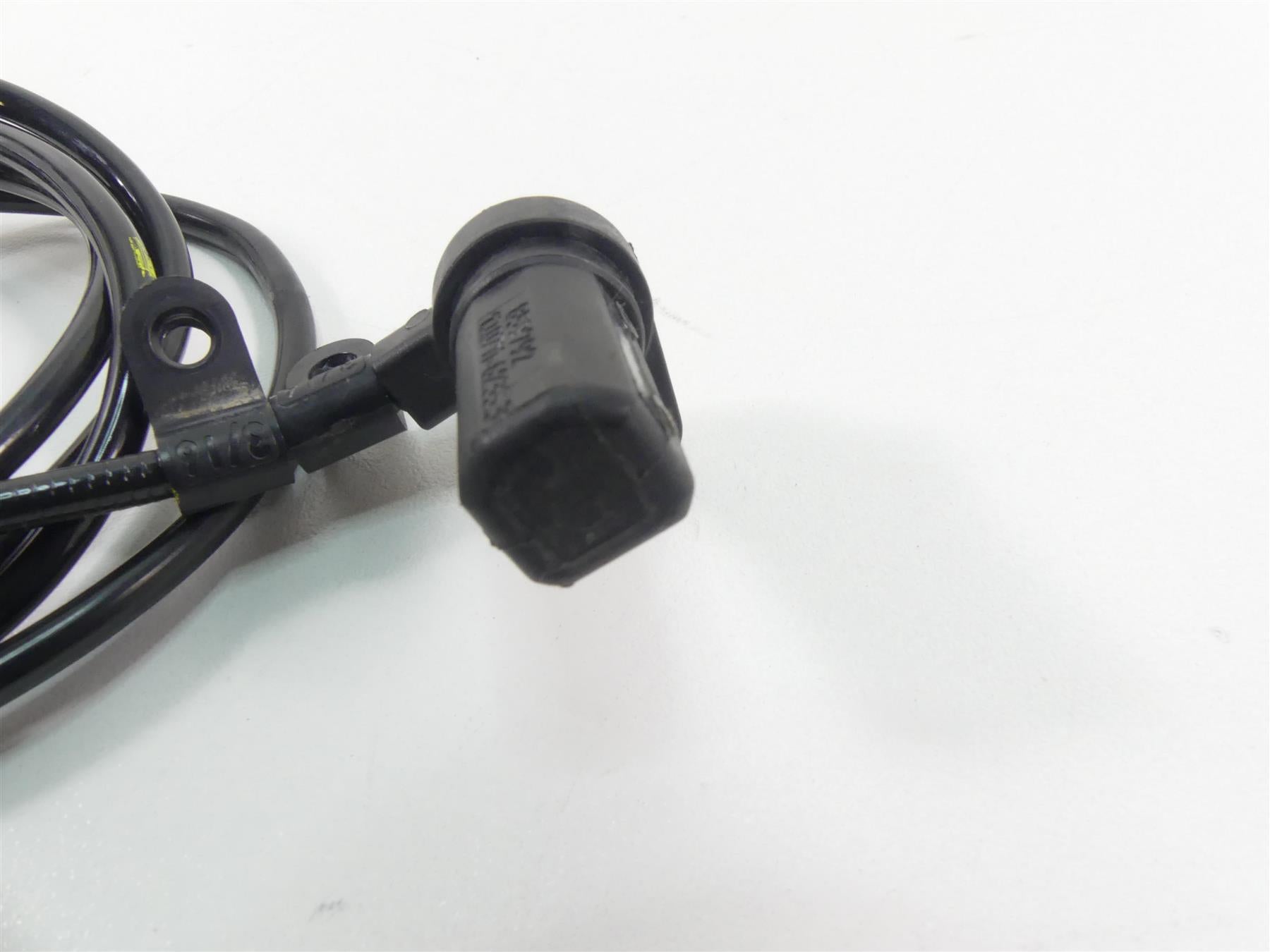 2021 Aprilia Tuono 660 Front Abs Wheel Speed Brake Sensor 859792 {{ shop.shopifyCountryName }} - Mototech271