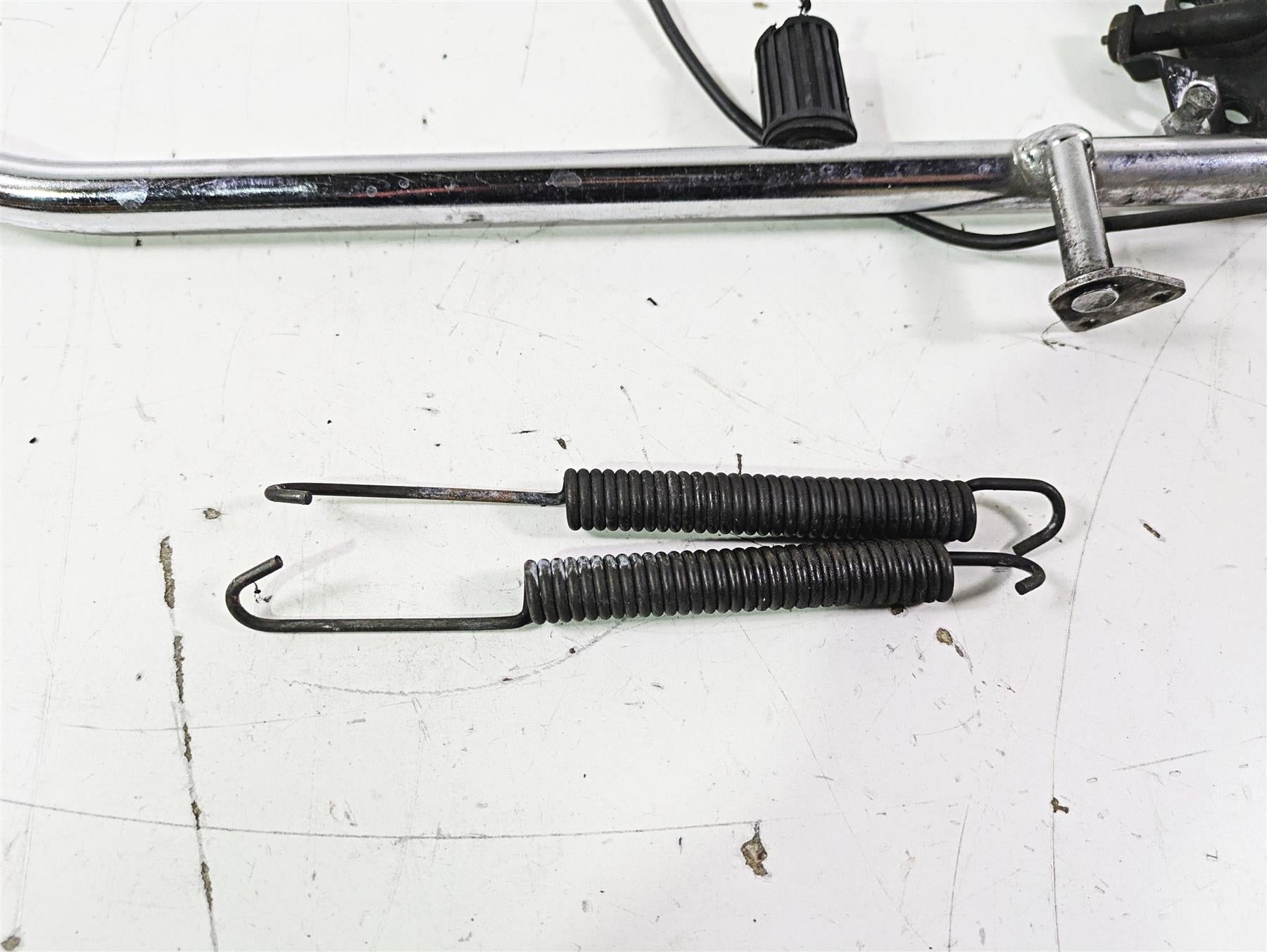 1998 Moto Guzzi California 1100 EV Side Kick Stand Kickstand GU30432060 {{ shop.shopifyCountryName }} - Mototech271
