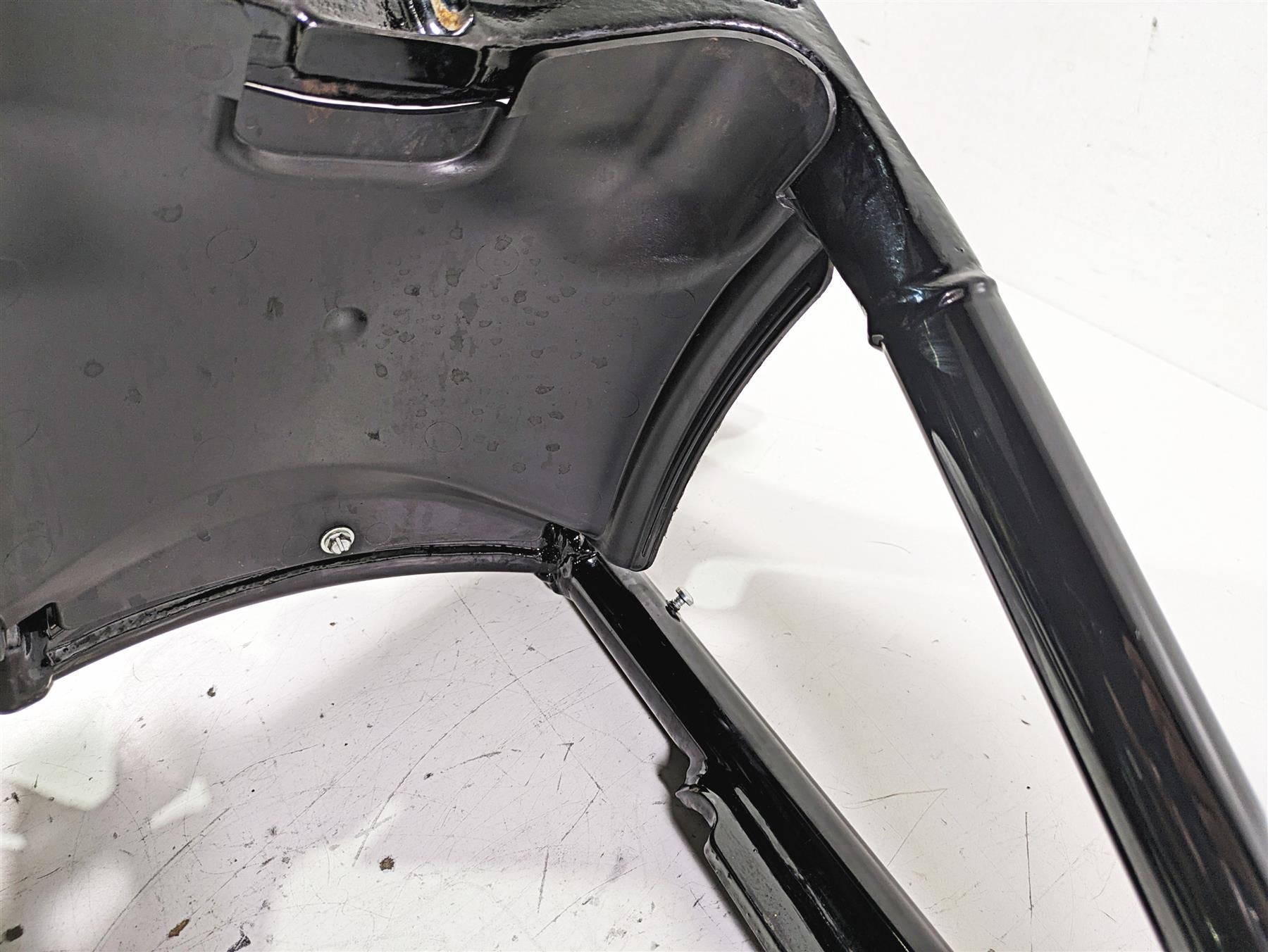 2019 Harley FLHCS Softail Heritage Rear Swingarm + Guards & Axle 47400099BHP {{ shop.shopifyCountryName }} - Mototech271
