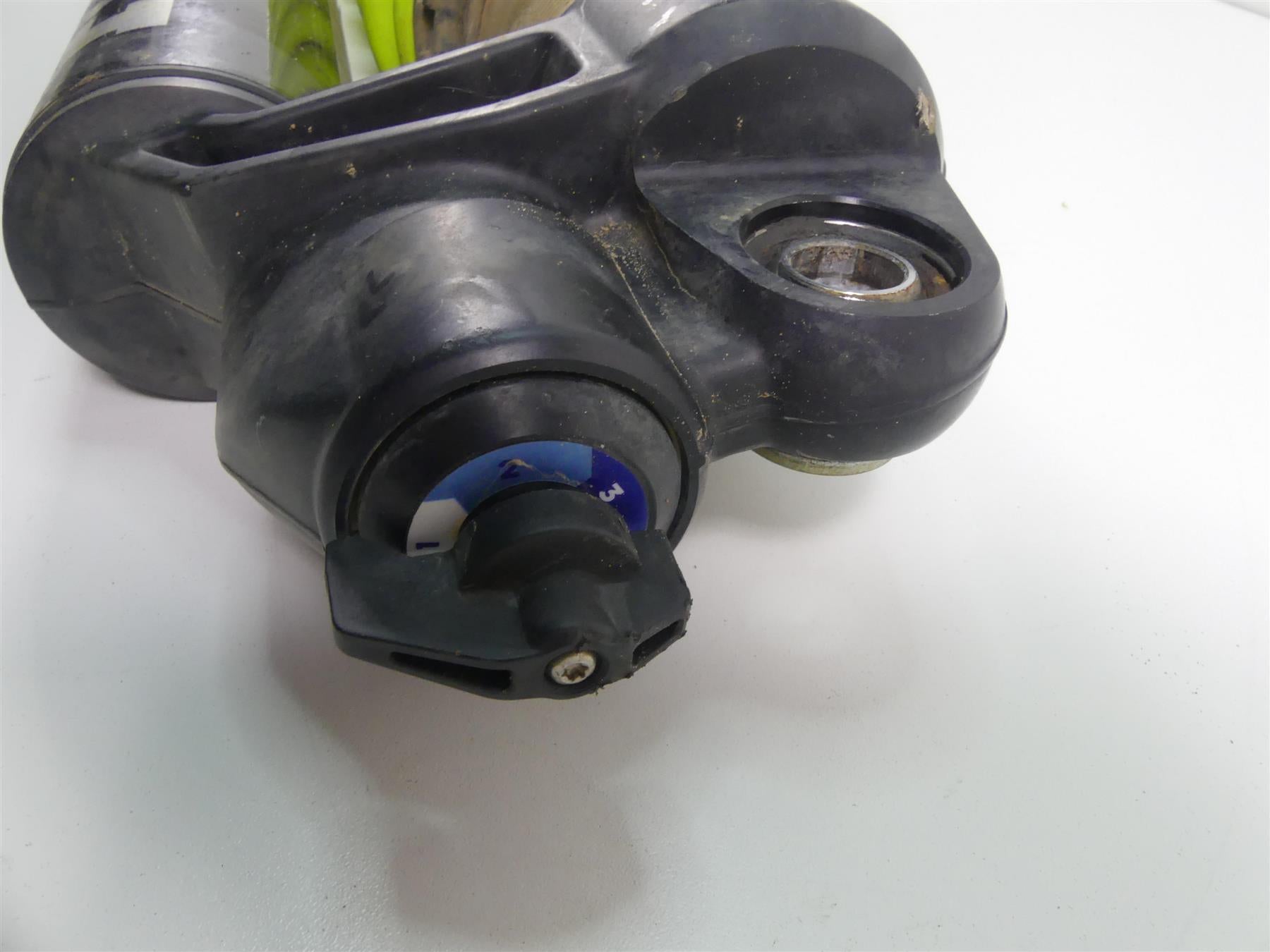 2020 Can Am Maverick X3 XMR Turbo RR Left Front Fox Shock Damper 72" 706204052 {{ shop.shopifyCountryName }} - Mototech271