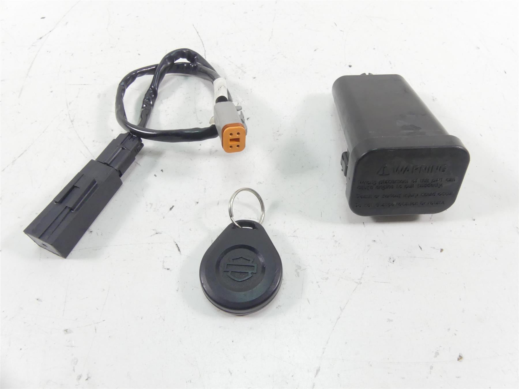 2012 Harley VRSCF Muscle Rod Tssm Turn Signal Security Module + Fob Key 69976-08 | Mototech271