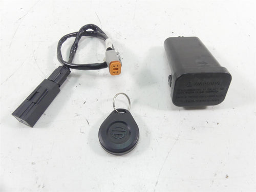2012 Harley VRSCF Muscle Rod Tssm Turn Signal Security Module + Fob Key 69976-08 | Mototech271