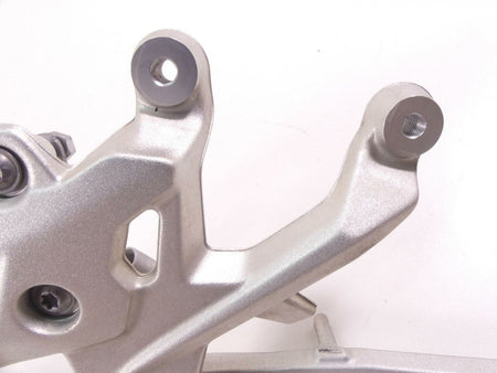 2019 BMW S1000R K47 Right Rider Footpeg Foot Peg & Brake Pedal 46718562398 {{ shop.shopifyCountryName }} - Mototech271