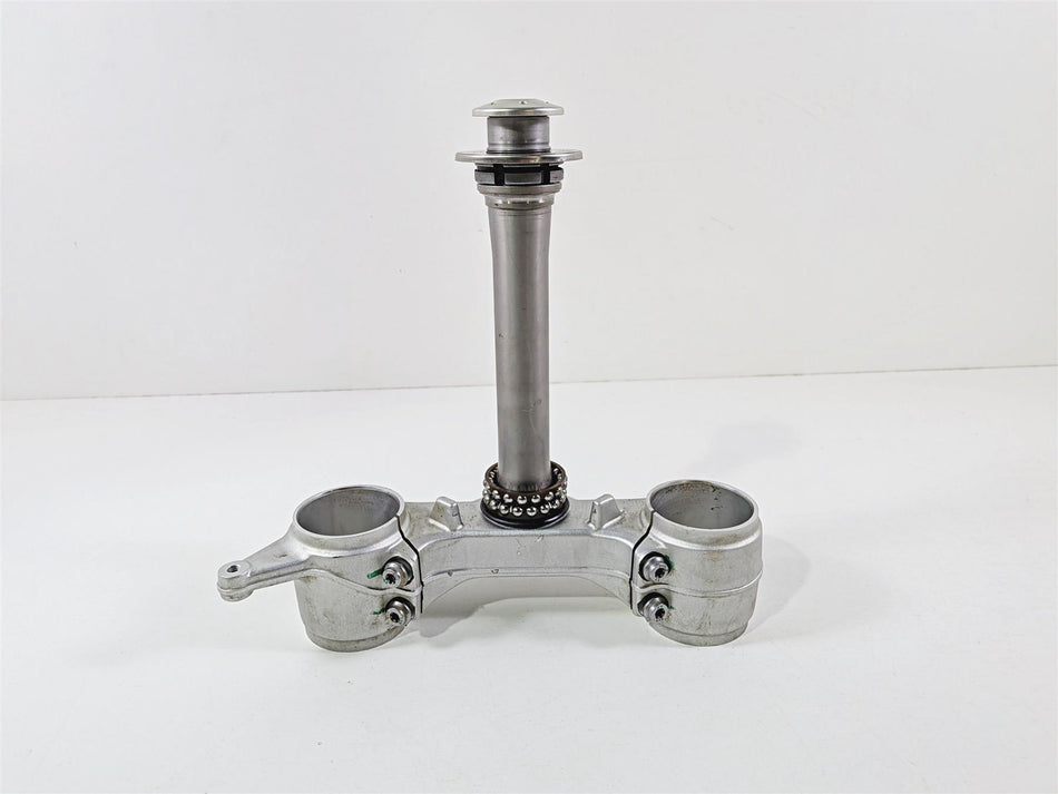 2023 BMW F850GS K81 Lower Triple Tree Steering Clamp 8565018 31428565020 {{ shop.shopifyCountryName }} - Mototech271