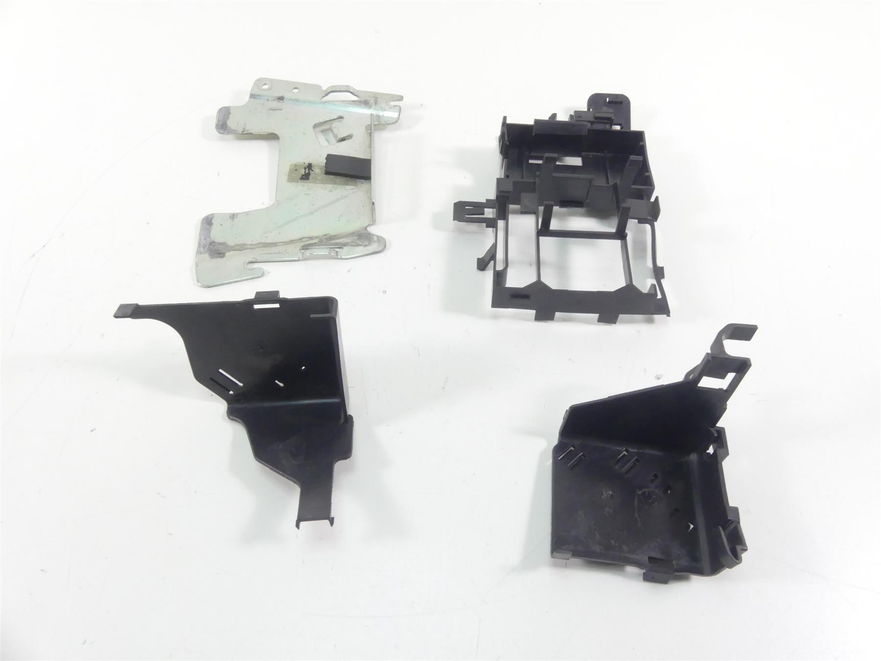 2011 Harley VRSCF Muscle Rod Battery Electric Plastic Holder Stay Set 70473-07 | Mototech271