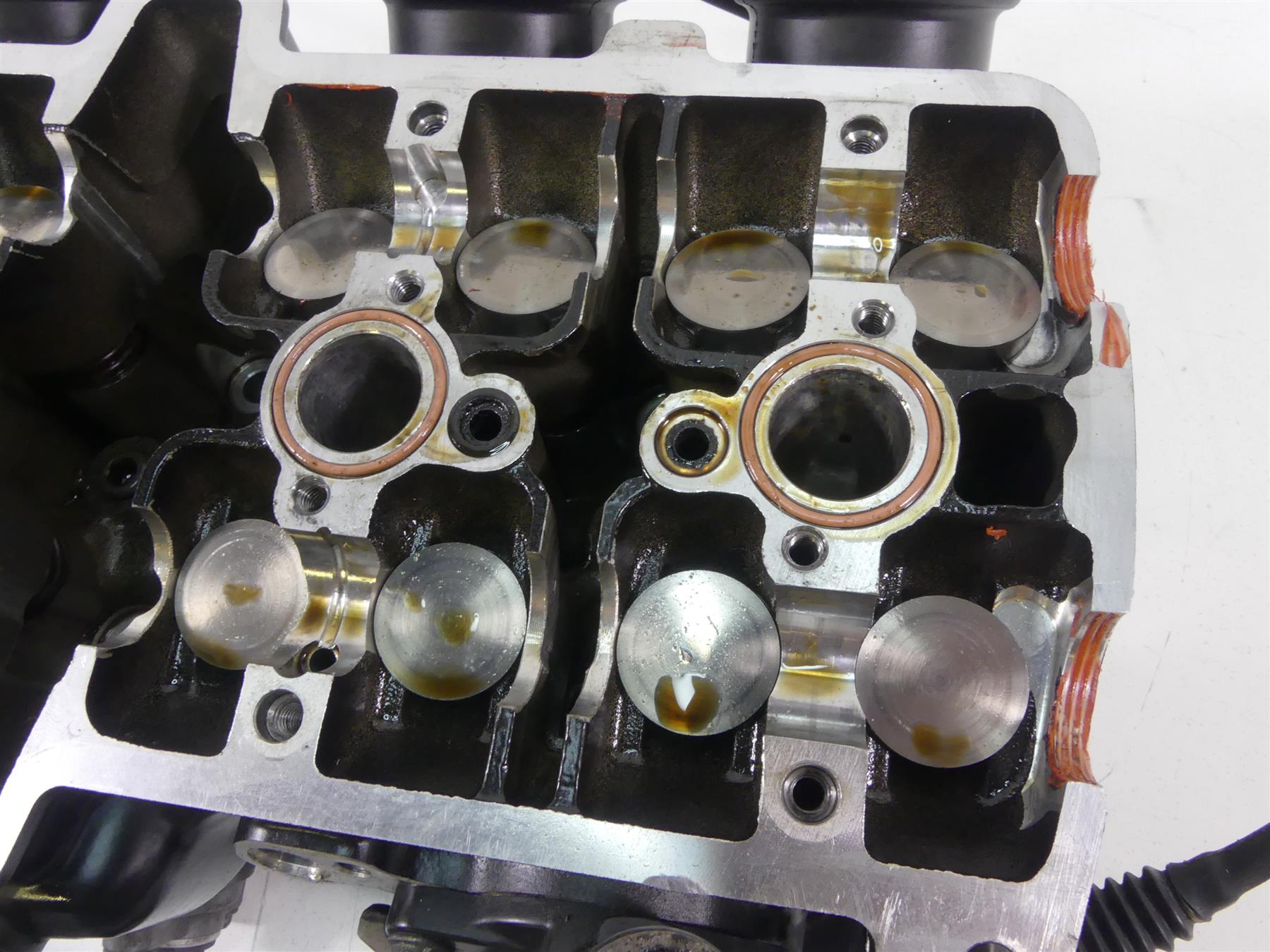 2012 Mv Agusta Brutale 1090 R CylinderHead Cylinder Head 10K 8000B3415 {{ shop.shopifyCountryName }} - Mototech271