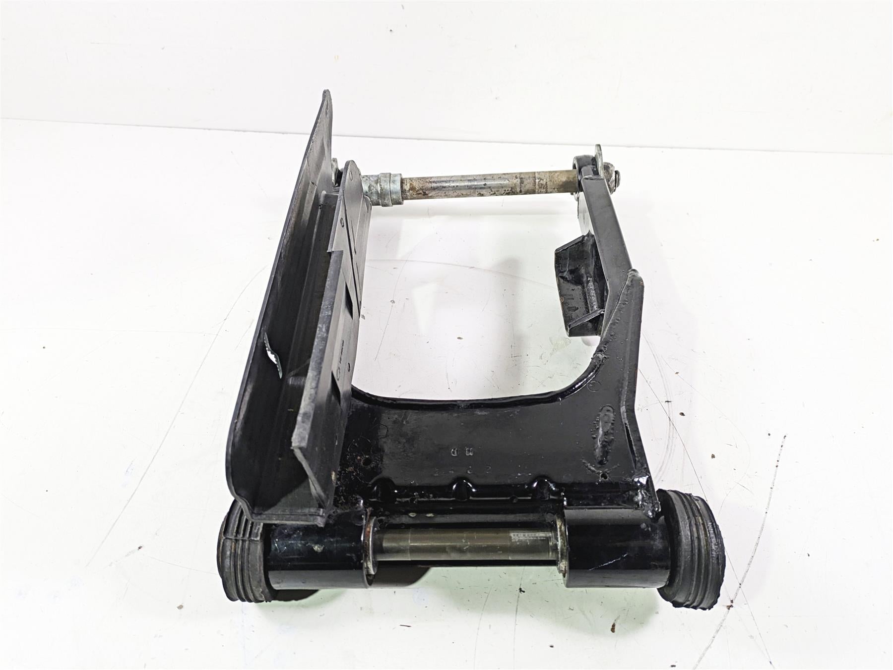 2007 Harley Touring FLHTCU SE CVO E-Glide Rear Swingarm Swing Arm 1" 47549-02A {{ shop.shopifyCountryName }} - Mototech271