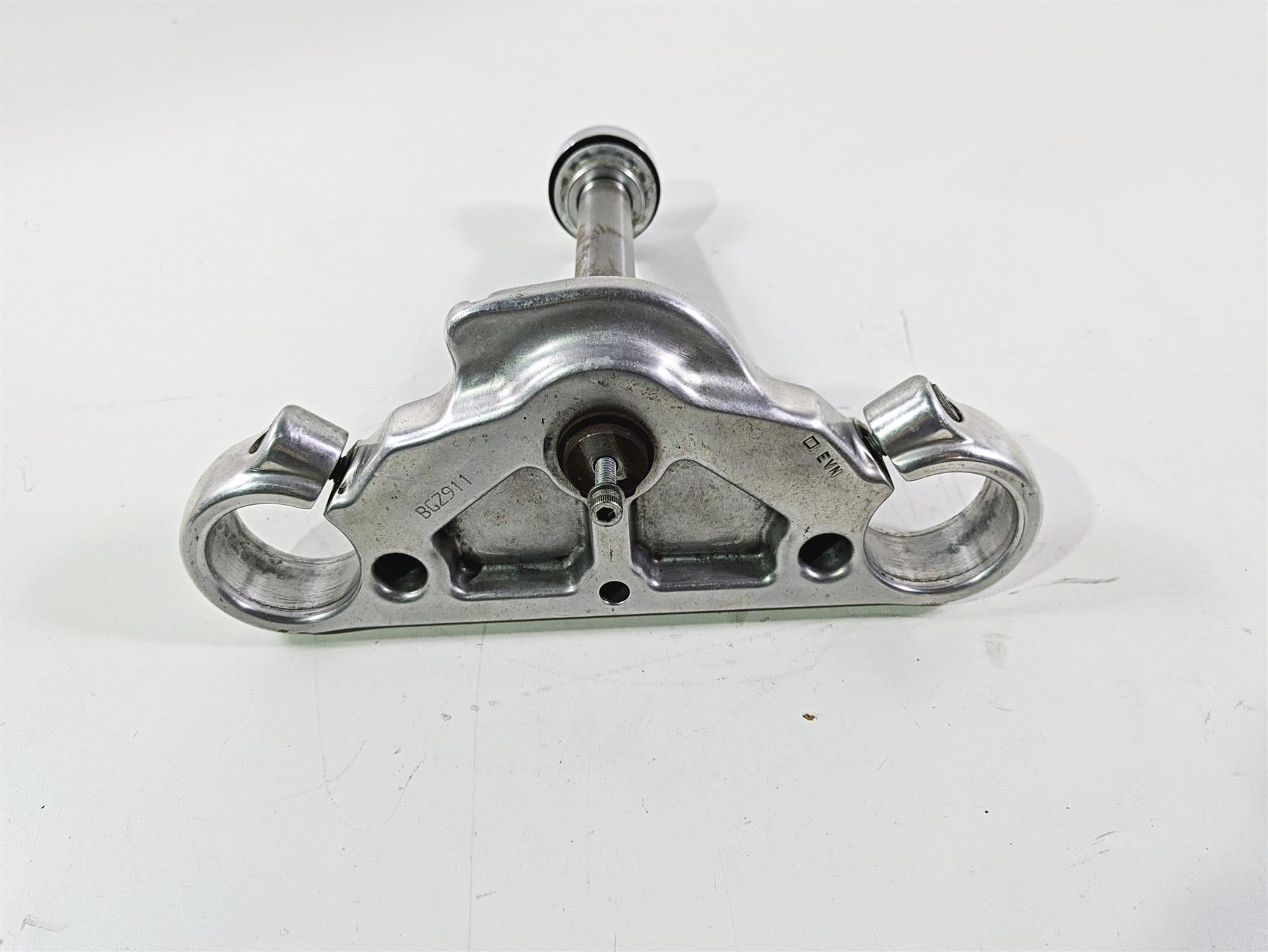 2016 Harley FXDL Dyna Low Rider Lower Triple Tree Clamp 49mm 45539-08 {{ shop.shopifyCountryName }} - Mototech271