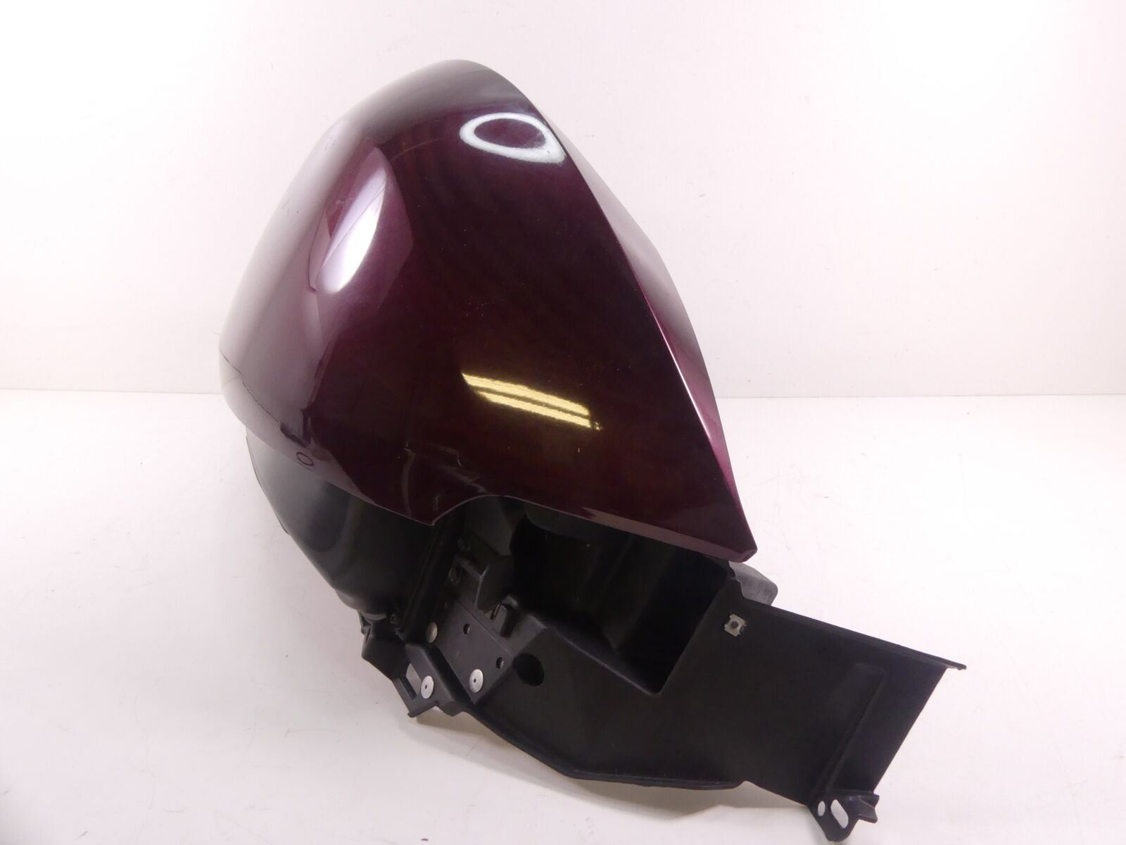 2009 Victory Vision Tour Right Side Saddlebag Luggage Case Box Carrier 5436205 {{ shop.shopifyCountryName }} - Mototech271