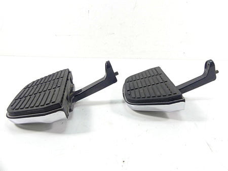 2004 Harley Touring FLHTCUI Electra Glide Passenger Floor Board Set 52719-93B {{ shop.shopifyCountryName }} - Mototech271