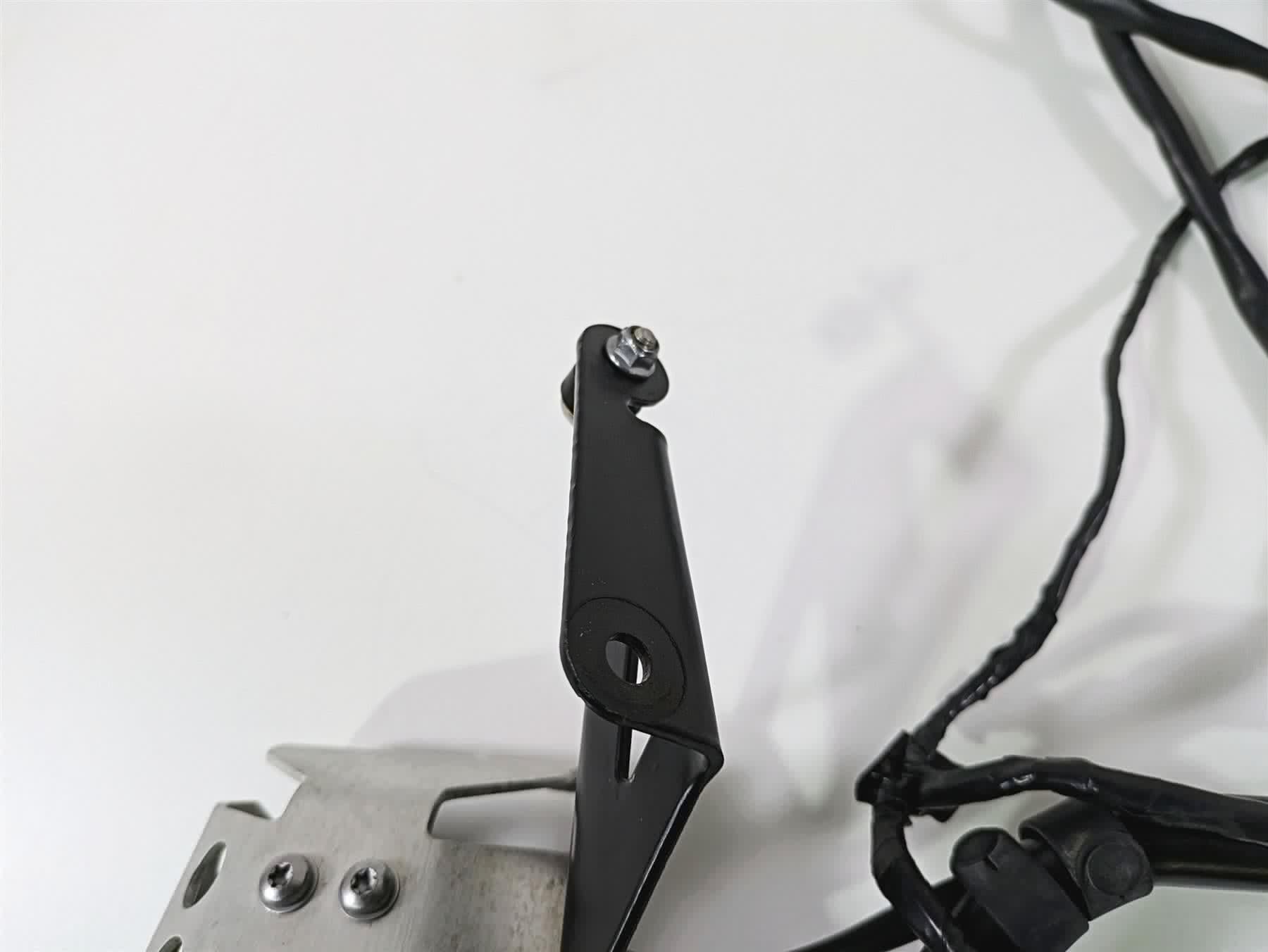 2015 Triumph Tiger Explorer XC Fog Lights & Mounting Rail Set T2701552 T2701553 {{ shop.shopifyCountryName }} - Mototech271