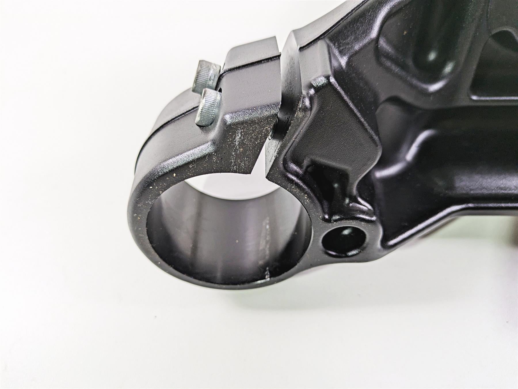 2019 Harley Softail FXDR 114 Lower Triple Tree Steering Clamp 45900221 {{ shop.shopifyCountryName }} - Mototech271