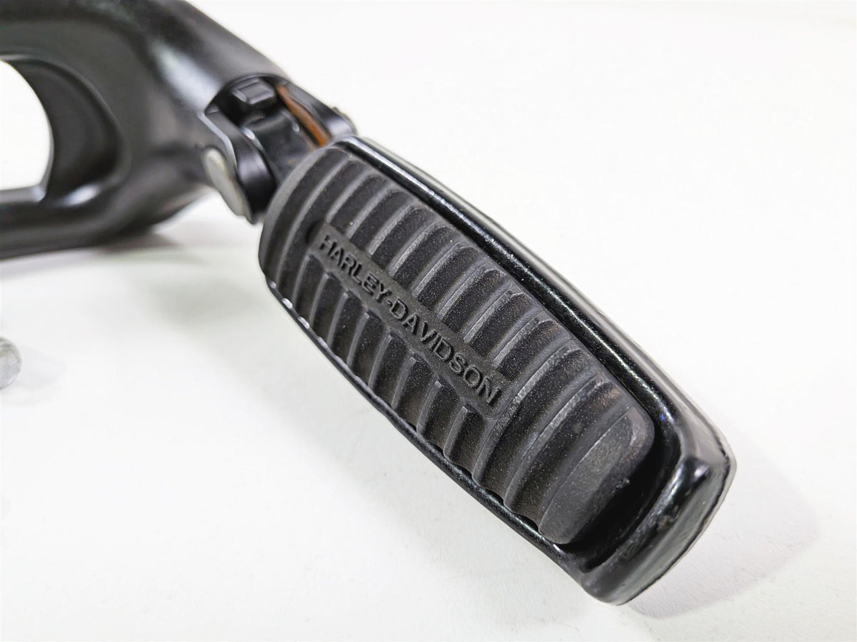 2011 Harley VRSCDX Night Rod Rear Left Passenger Foot Peg & Mount 51723-07 {{ shop.shopifyCountryName }} - Mototech271