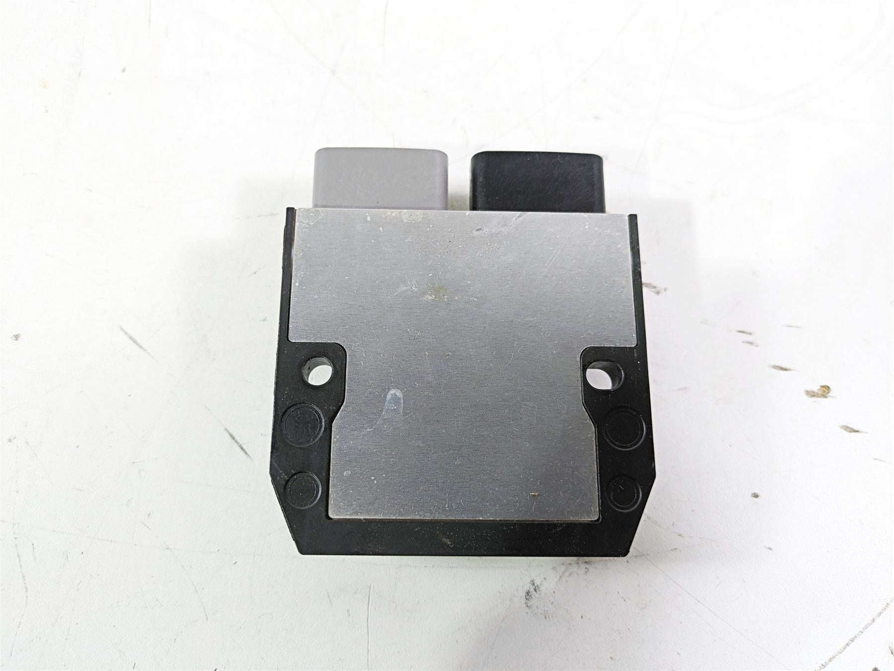 2021 Yamaha Tenere 700 XTZ7 Rectifier Voltage Regulator 1D7-81960-10-00 FH027AA {{ shop.shopifyCountryName }} - Mototech271