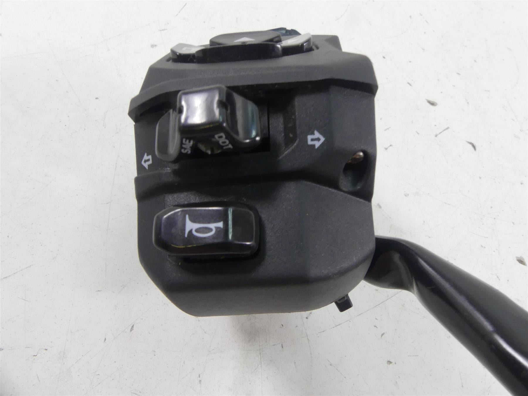 2021 Aprilia RS 660 Left Hand Blinker Mode Control Switch 2D000548 {{ shop.shopifyCountryName }} - Mototech271