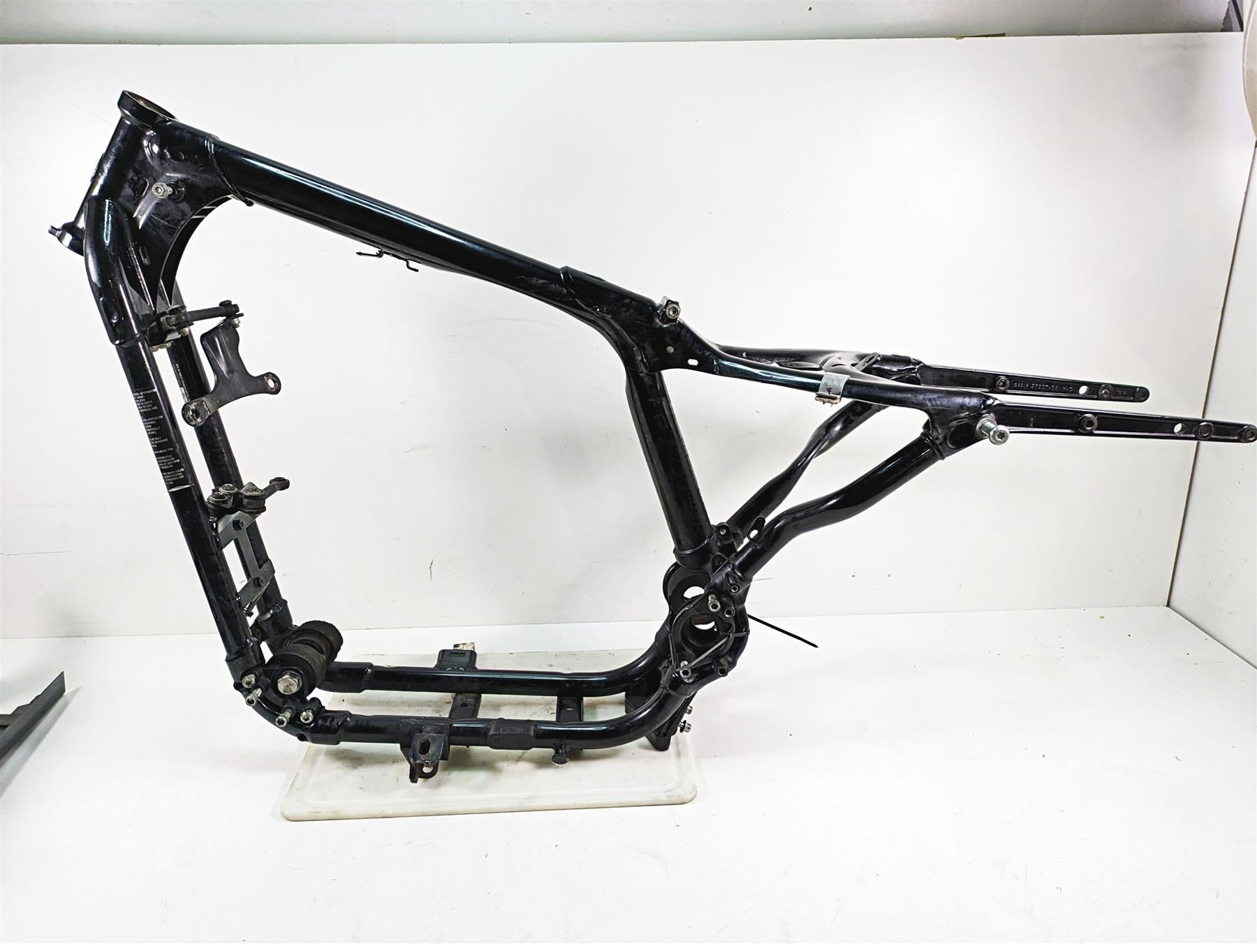 2006 Harley Sportster XL1200 Straight Main Frame Chassis & Swingarm With Clean Texas Title 48878-04 {{ shop.shopifyCountryName }} - Mototech271