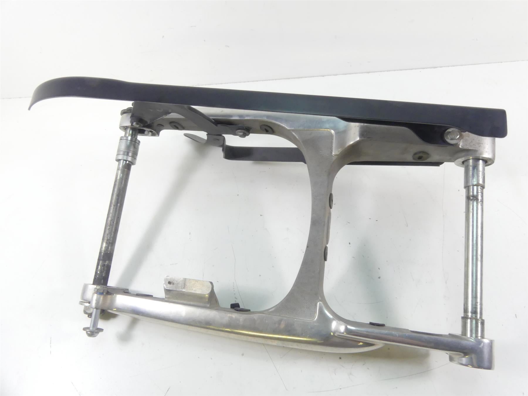 2013 Harley Davidson VRSCF Muscle Rear Swing Arm Swingarm & Guards 48606-07A {{ shop.shopifyCountryName }} - Mototech271