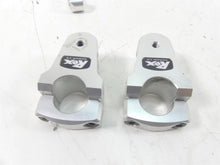 Load image into Gallery viewer, 2017 BMW R1200GS GSW K50 Fox 2&quot; Handlebar Riser Extension Mounts 1R-P13R-2125 | Mototech271
