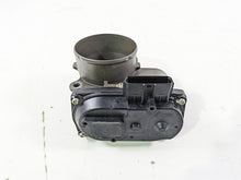 Load image into Gallery viewer, 2020 Yamaha Waverunner VX1050 Deluxe Mikuni Throttle Body 6EY-13750-00-00
