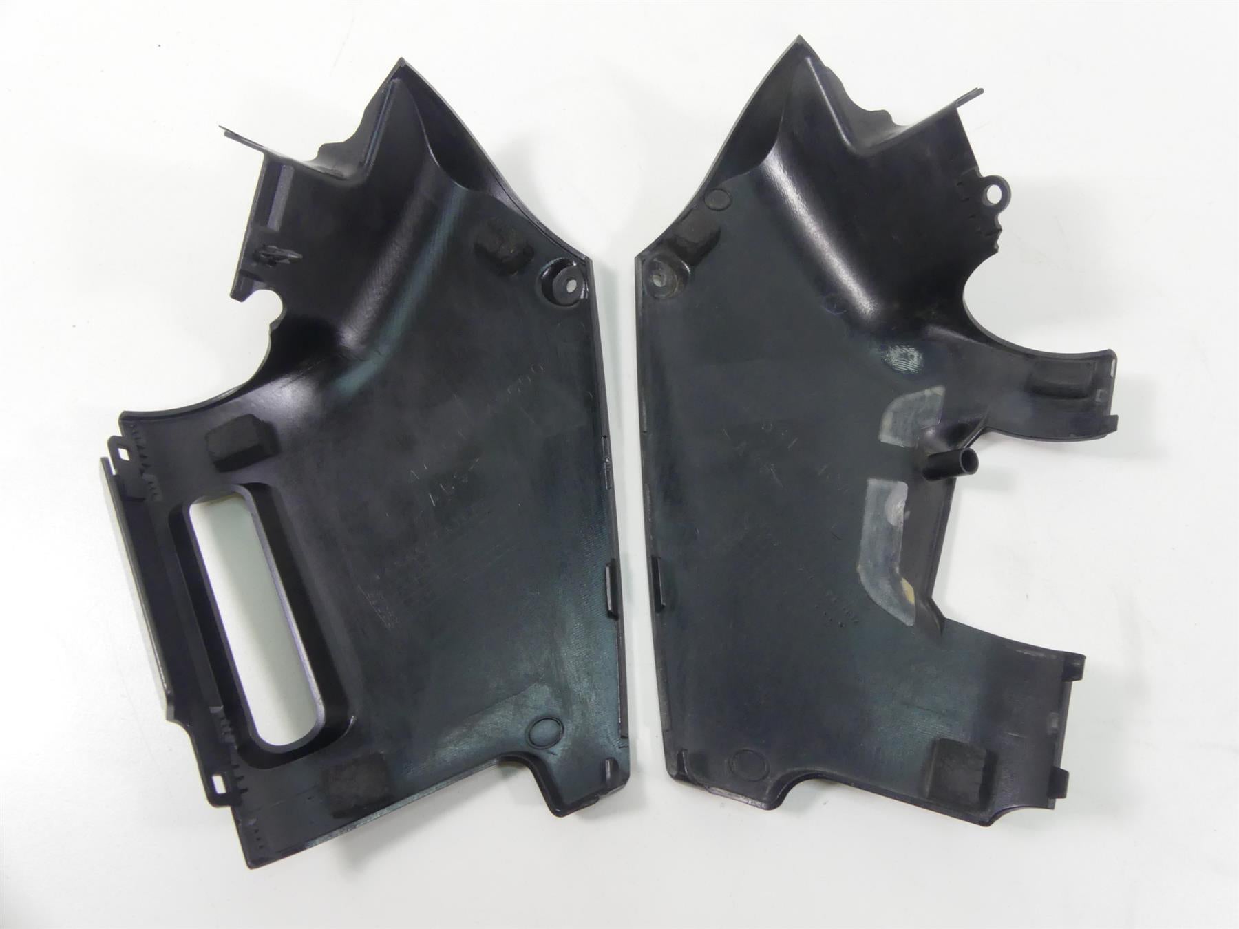2007 Suzuki M109R VZR1800 Boulevard Neck Cover Fairing Set 47361-48G00 {{ shop.shopifyCountryName }} - Mototech271